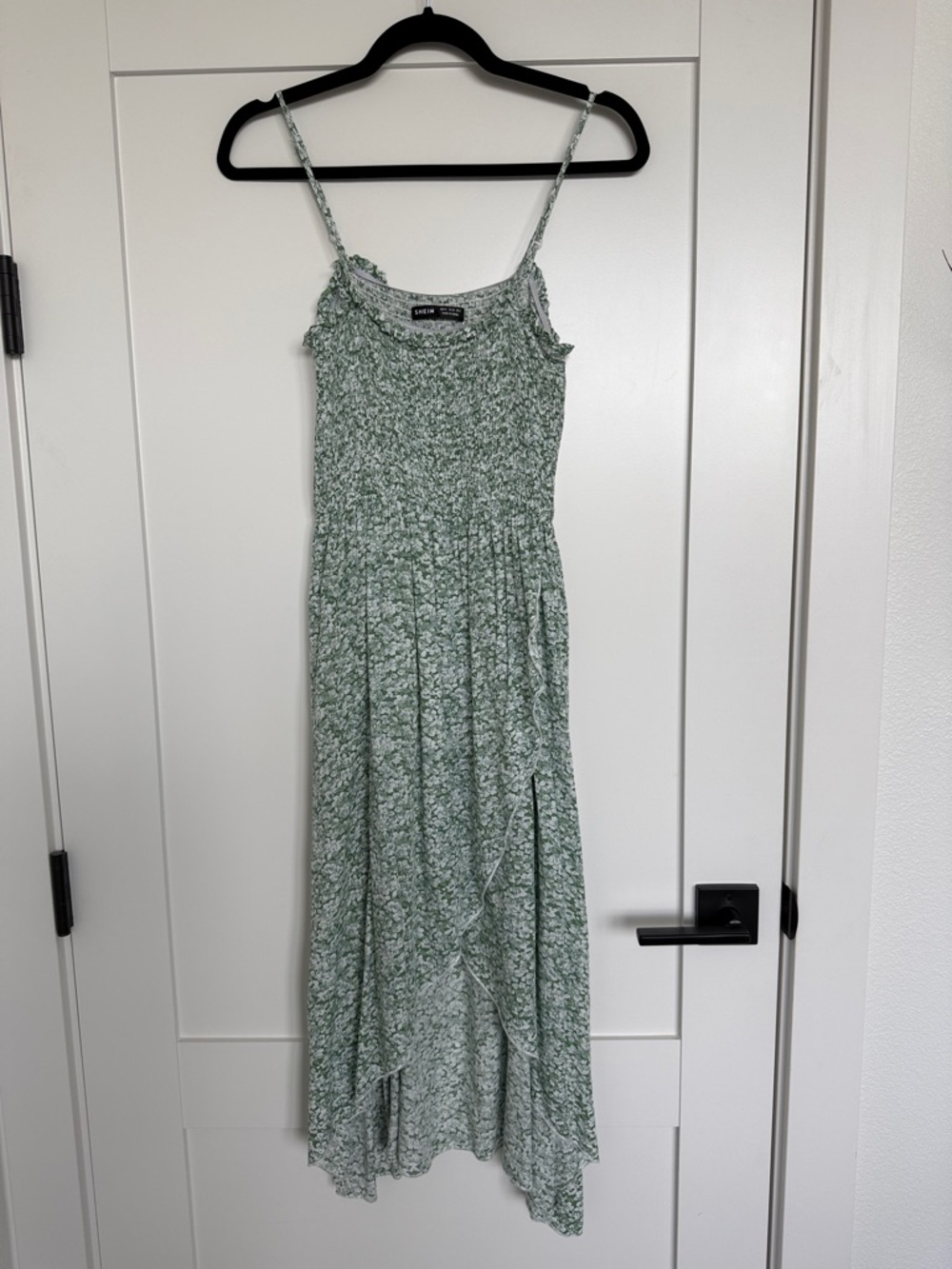 SHEIN Light Green Floral Smocked Maxi Dress